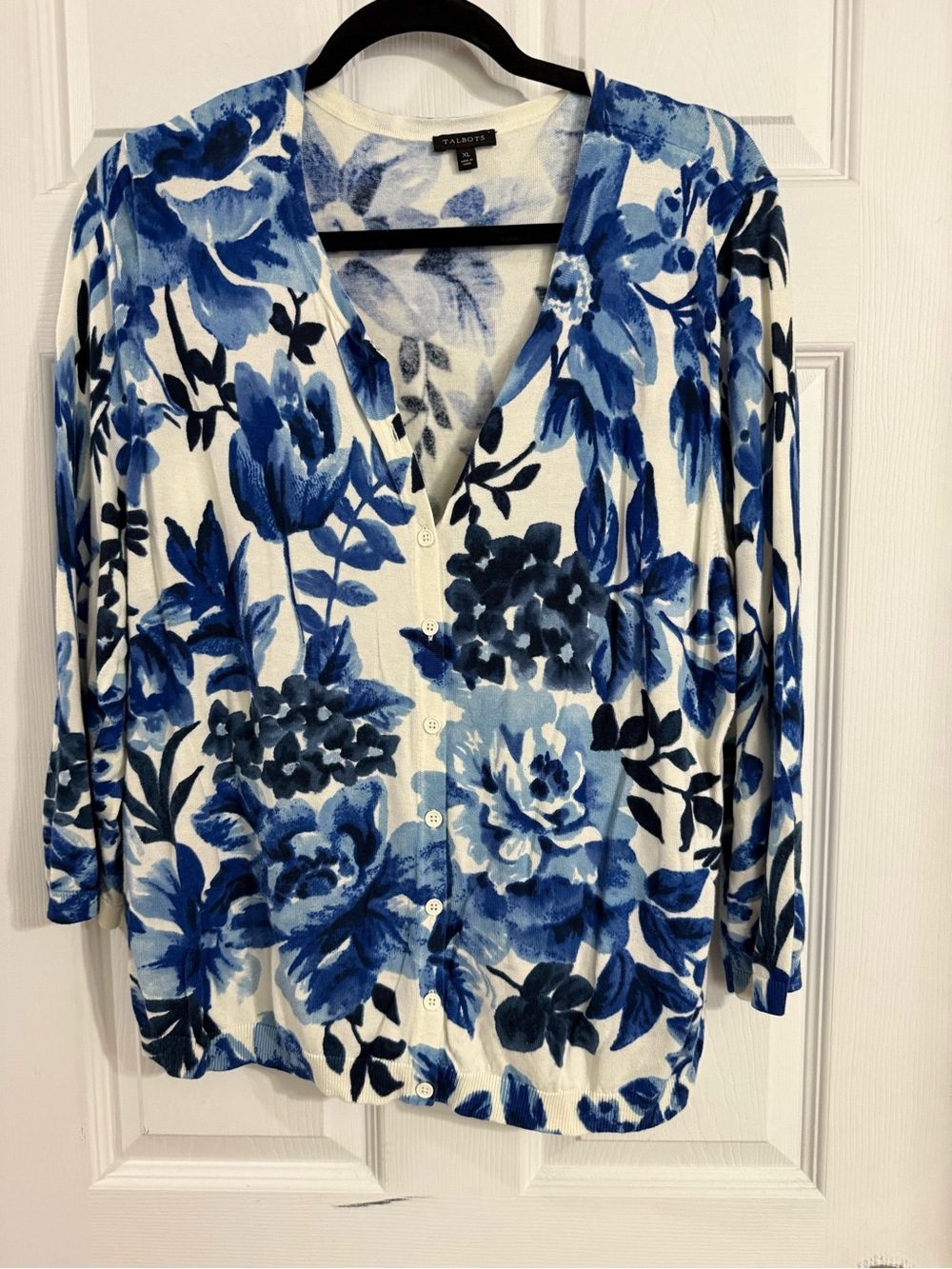 Talbots White and Blue Floral Button-Front Women's Shirt